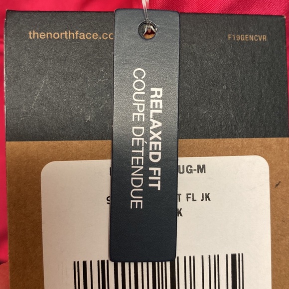 The North Face 94 Retro Mountain Light Jacket in Mr. Pink. - Picture 6 of 10